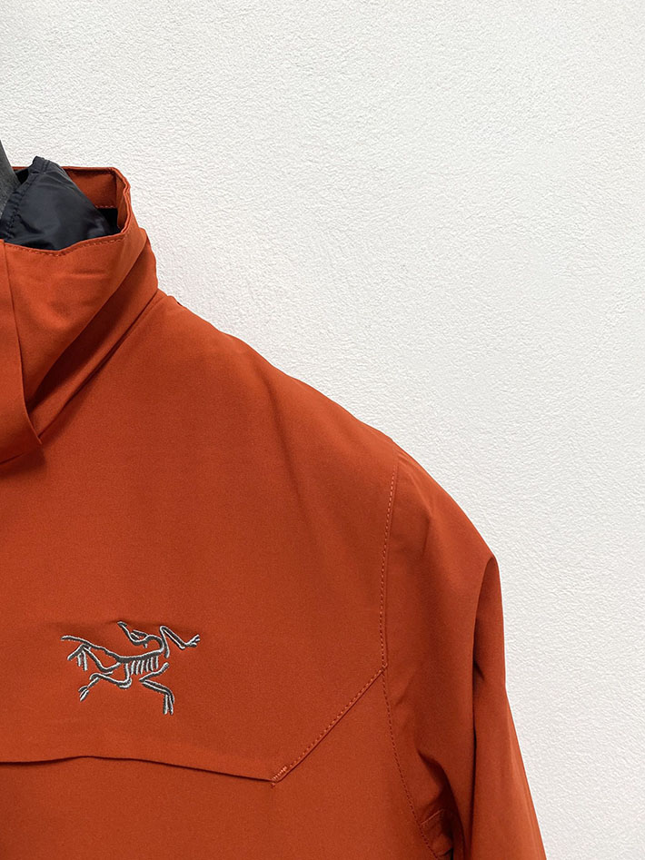 アークテリクス マウンテンパーカー ARC’TERYX アトム フーディ ナイロンジャケット レッド 2525675 アークテリクス ジャケット レディース - 画像 (7)