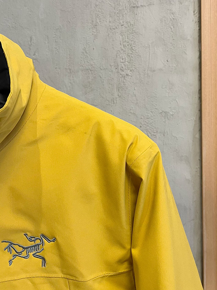 アークテリクス マウンテンパーカー ARC’TERYX アトム フーディ ナイロンジャケット イエロー 2525680 アークテリクス ジャケット レディース - 画像 (7)
