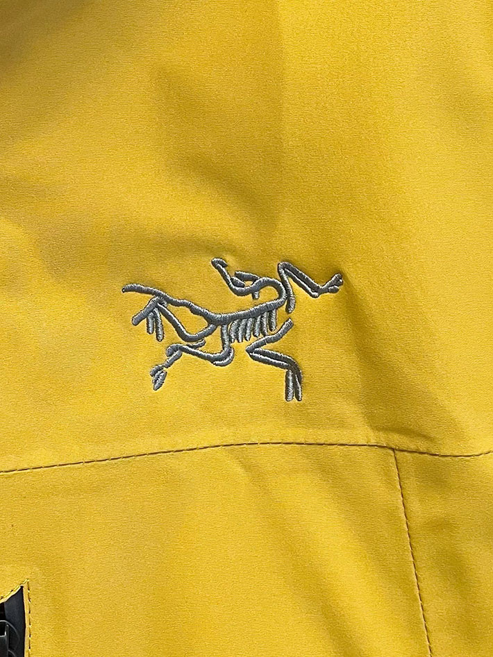 アークテリクス マウンテンパーカー ARC’TERYX アトム フーディ ナイロンジャケット イエロー 2525680 アークテリクス ジャケット レディース - 画像 (6)