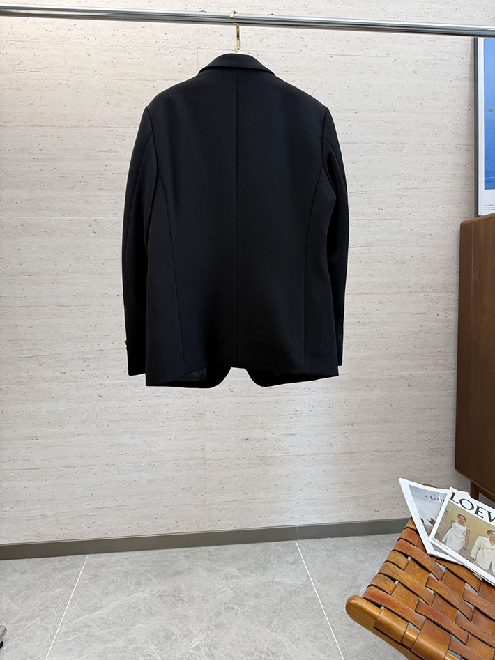 最高級ゼニアスーパーコピー ZEGNA スリーピーススーツ メンズ 2つ釦フロント サマーウール生地 ブラック 2525698 ゼニア スーツ セール - 画像 (2)