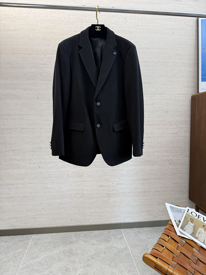 最高級ゼニアスーパーコピー ZEGNA スリーピーススーツ メンズ 2つ釦フロント サマーウール生地 ブラック 2525698 ゼニア スーツ セール - 画像 (11)