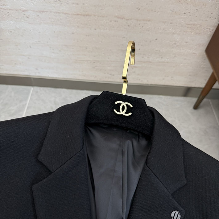 最高級ゼニアスーパーコピー ZEGNA スリーピーススーツ メンズ 2つ釦フロント サマーウール生地 ブラック 2525698 ゼニア スーツ セール - 画像 (9)