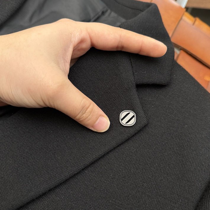 最高級ゼニアスーパーコピー ZEGNA スリーピーススーツ メンズ 2つ釦フロント サマーウール生地 ブラック 2525698 ゼニア スーツ セール - 画像 (7)