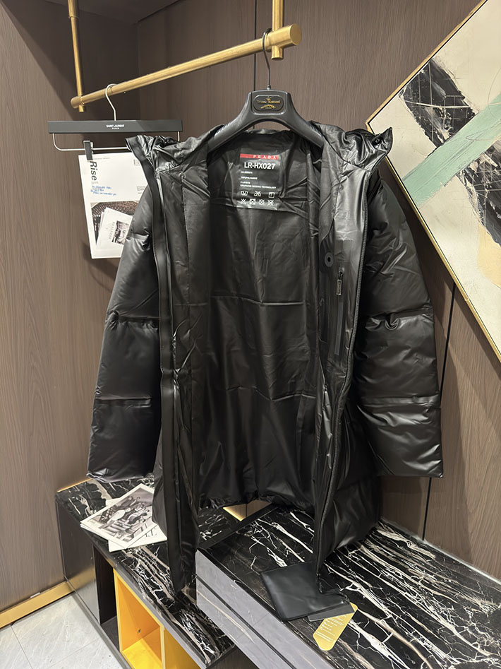 最高級プラダスーパーコピー PRADA ロゴ プリント トライアングルキルティング ダウンジャケット 2525728 プラダ ダウンジャケット メンズ - 画像 (8)