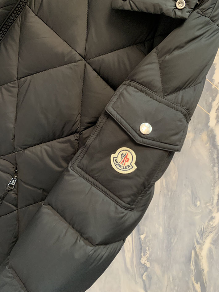 最高級モンクレールスーパーコピー Moncler ダウンジャケット AVEROLE 999 ブラック 2525790 モンクレール ダウン アウトレット - 画像 (5)