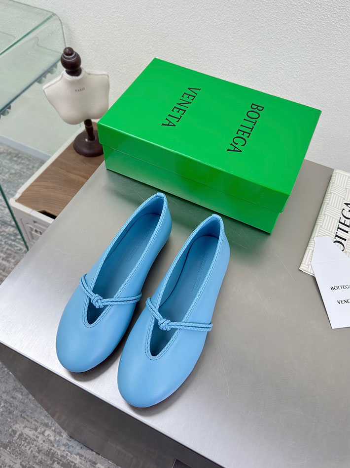 最高級ボッテガスーパーコピー Bottega Veneta ローサ メリージェーン バレリーナ 2627001 ボッテガ 靴 レディース - 画像 (3)