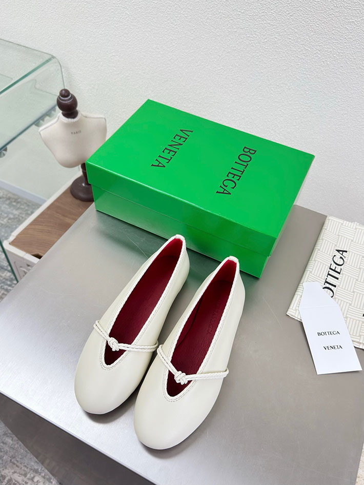 最高級ボッテガスーパーコピー Bottega Veneta ローサ メリージェーン バレリーナ 2627003 ボッテガヴェネタ バレリーナ - 画像 (7)