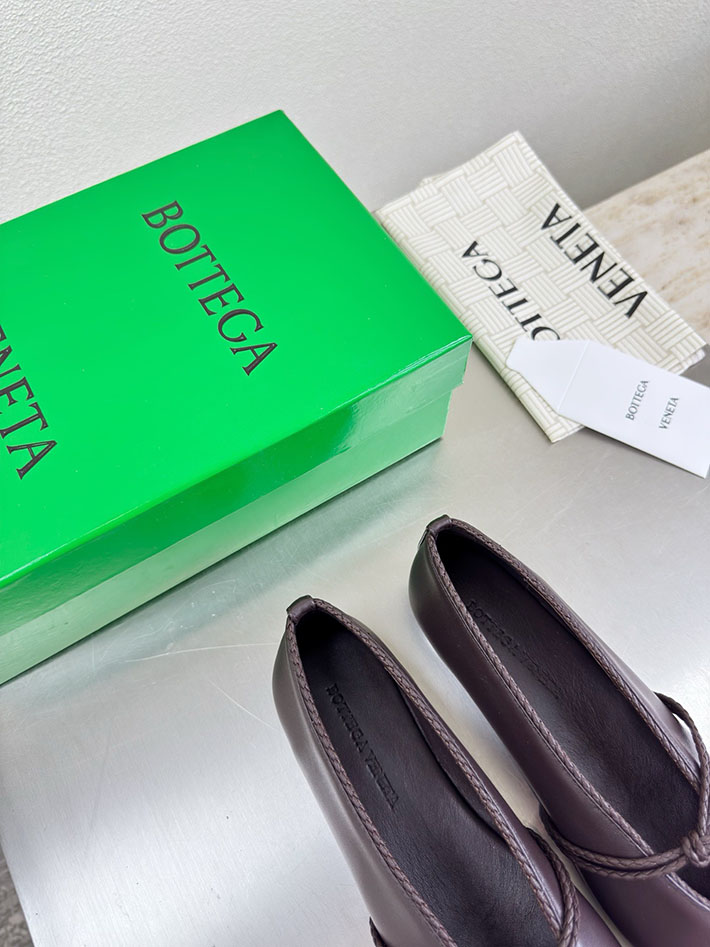 最高級ボッテガスーパーコピー Bottega Veneta ローサ メリージェーン バレリーナ 2627004 バレリーナ 靴 ブランド - 画像 (6)