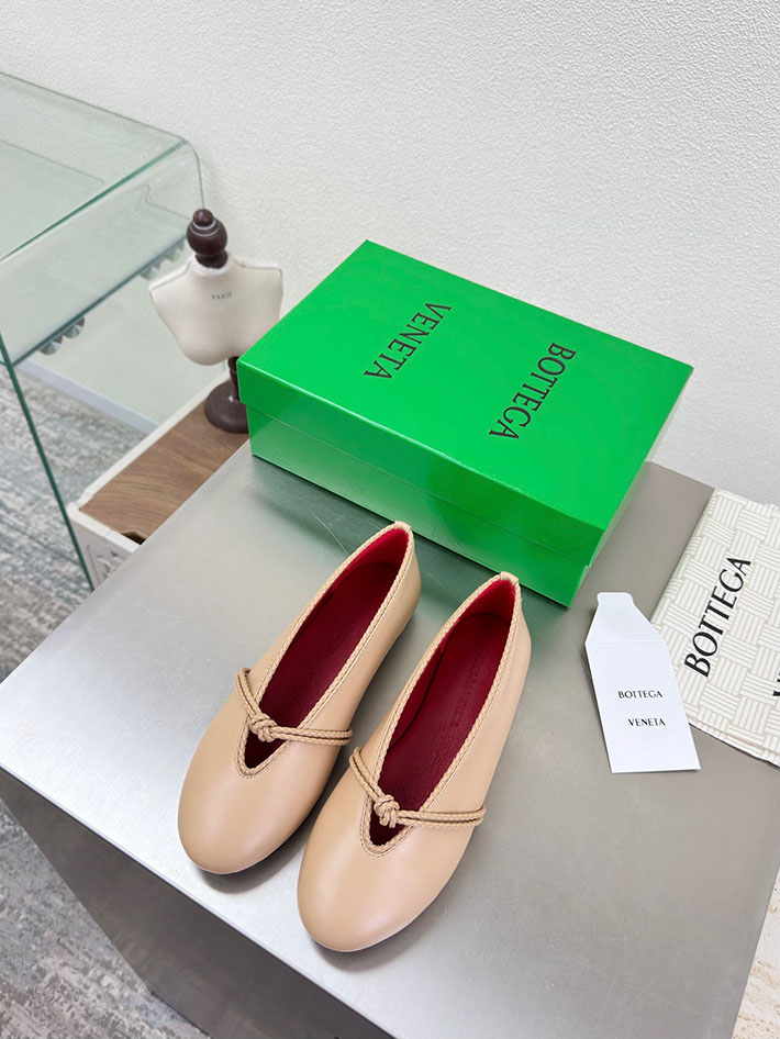 最高級ボッテガスーパーコピー Bottega Veneta ローサ メリージェーン バレリーナ 2627005 ボッテガ バレエシューズ - 画像 (7)
