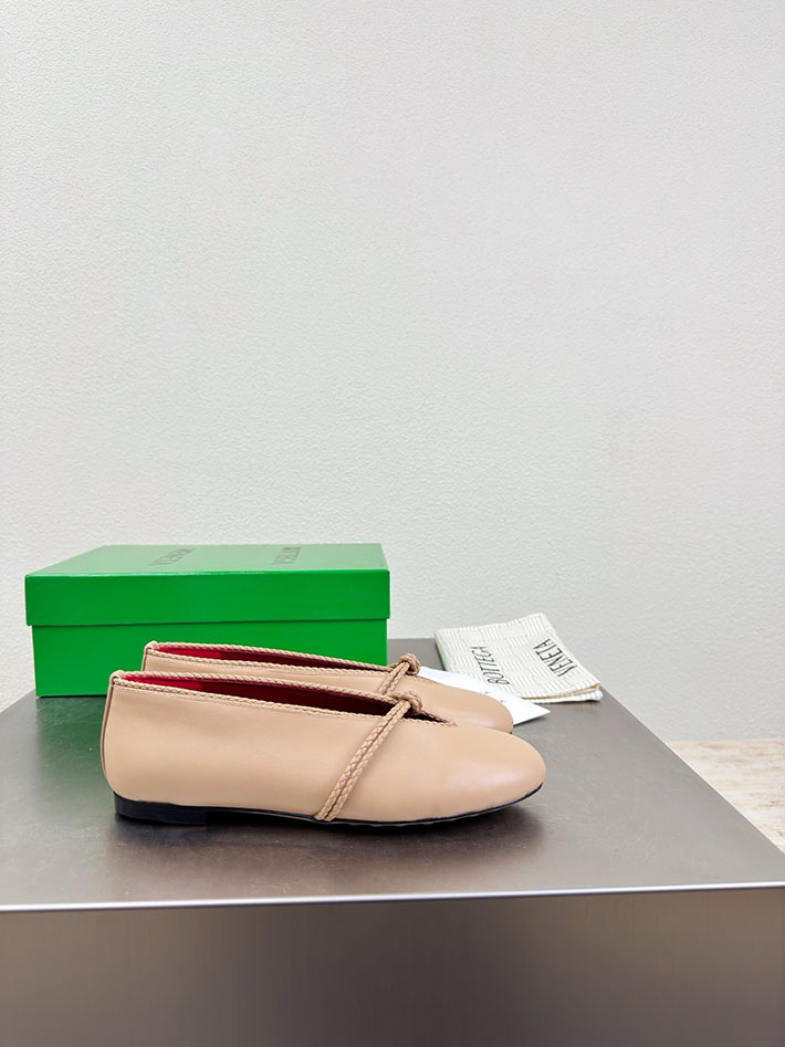 最高級ボッテガスーパーコピー Bottega Veneta ローサ メリージェーン バレリーナ 2627005 ボッテガ バレエシューズ - 画像 (5)