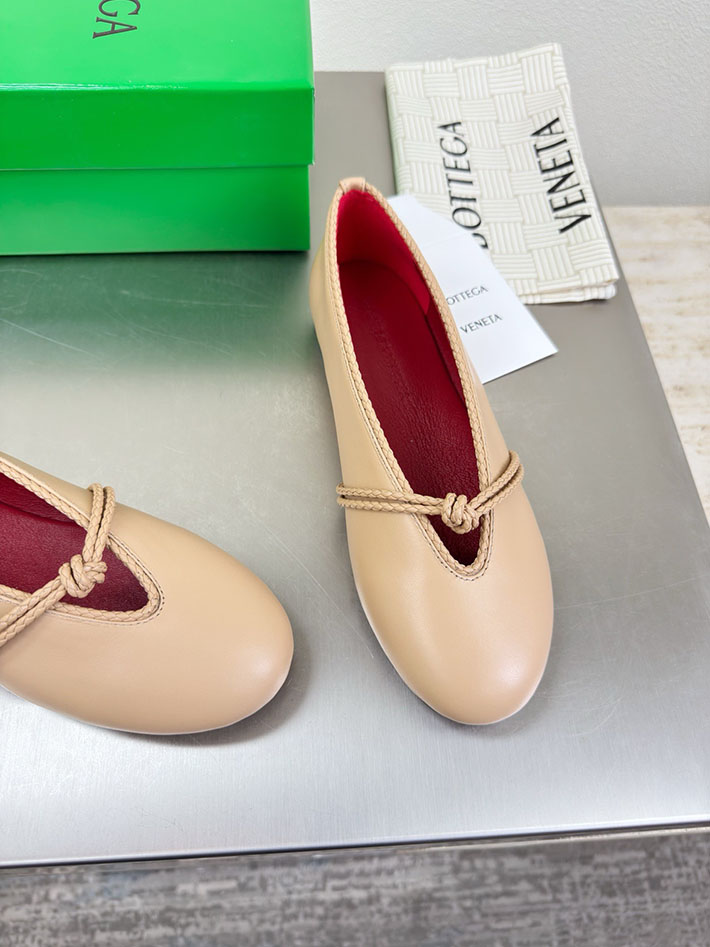 最高級ボッテガスーパーコピー Bottega Veneta ローサ メリージェーン バレリーナ 2627005 ボッテガ バレエシューズ - 画像 (2)