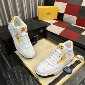 フェンディ スニーカー アウトレット