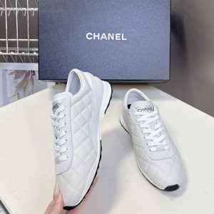 シャネル スニーカー 公式