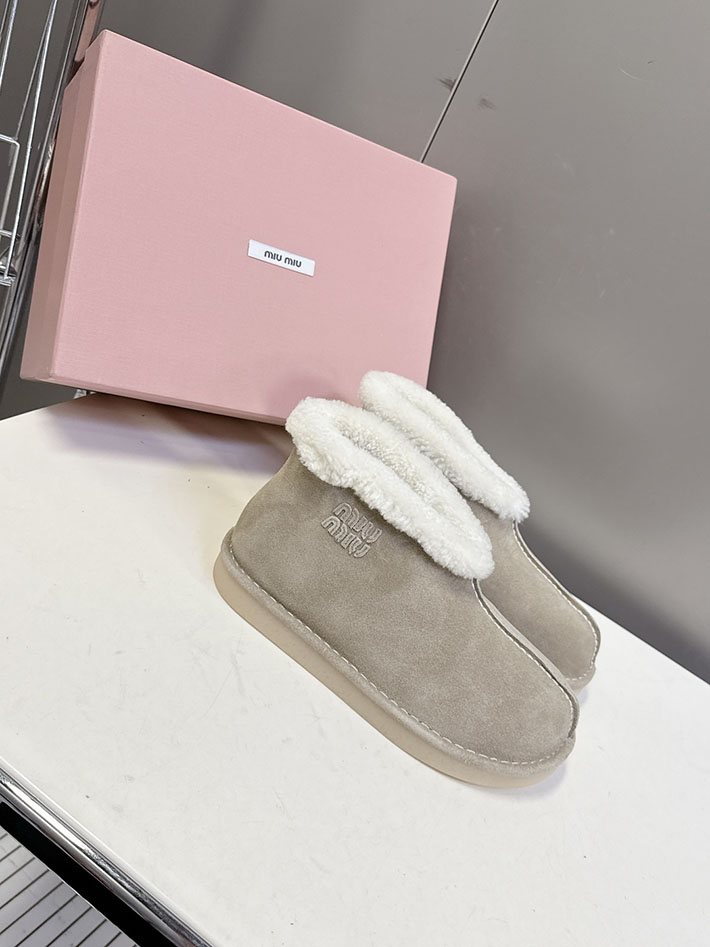 最高級MiuMiuスーパーコピー ミュウミュウ スエードxシアリング ミュール 5R514E 2627061 ミュウミュウ ムートンブーツ - 画像 (3)