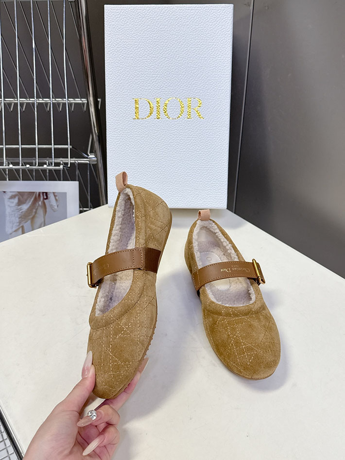 Dior バレエシューズ