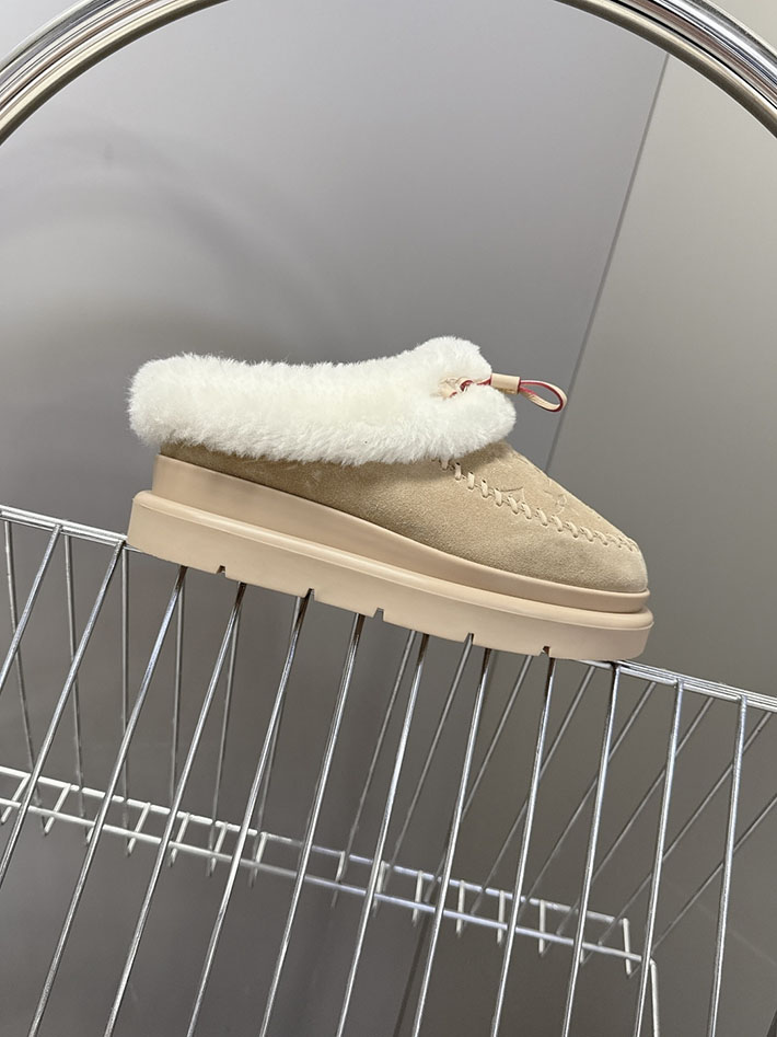 レディース 最高級ルイヴィトンスーパーコピー LV SKI コルティナ ミュール 1AITI2 ルイ ヴィトン 靴 新作 - 画像 (9)