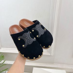 セリーヌ サンダル 新作