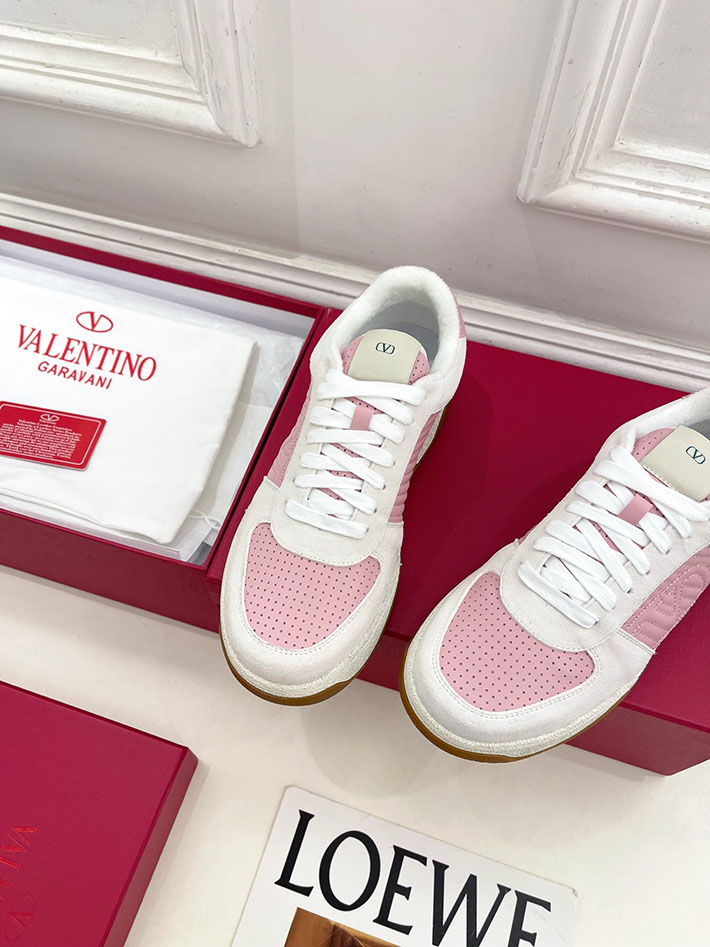 最高級ヴァレンティノスーパーコピー VALENTINO アップヴィレッジ パーフォレイテッドナッパレザー 2627221 ヴァレンティノ スニーカー アウトレット - 画像 (9)
