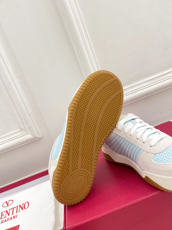 最高級ヴァレンティノスーパーコピー VALENTINO アップヴィレッジ パーフォレイテッドナッパレザー 2627222 ヴァレンティノ スニーカー メンズ - 画像 (5)
