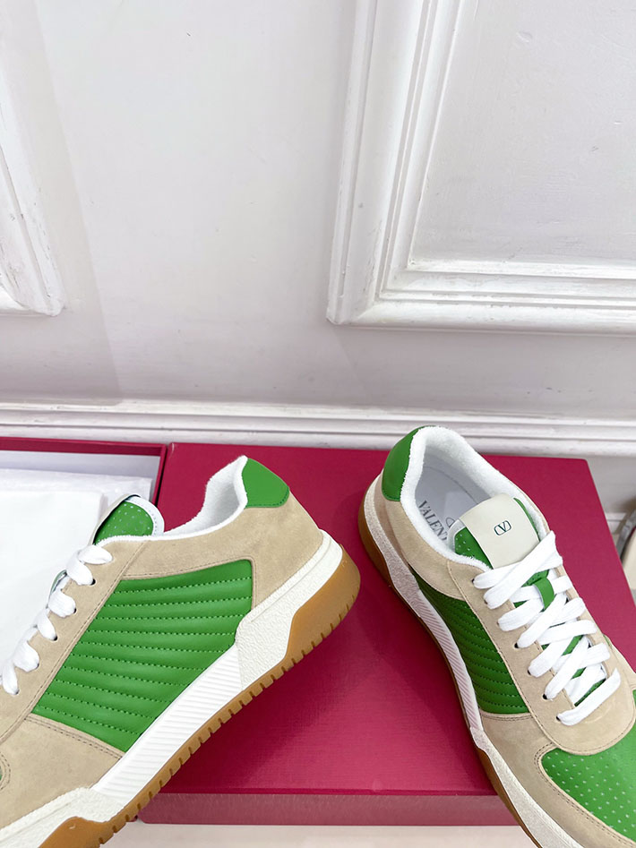 最高級ヴァレンティノスーパーコピー VALENTINO アップヴィレッジ パーフォレイテッドナッパレザー 2627223 ヴァレンティノ スニーカー レディース - 画像 (8)