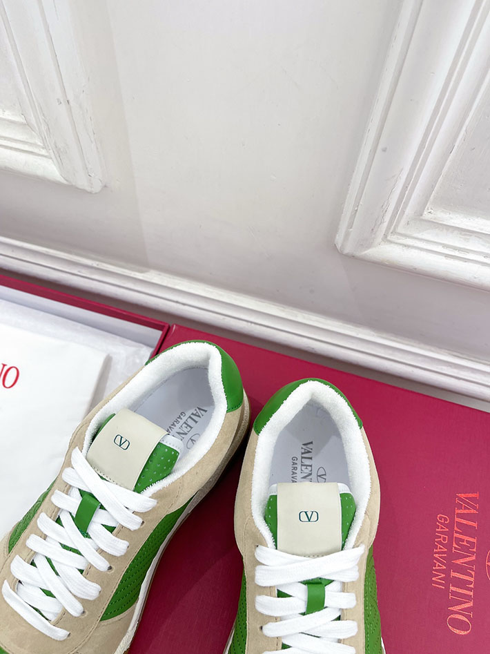 最高級ヴァレンティノスーパーコピー VALENTINO アップヴィレッジ パーフォレイテッドナッパレザー 2627223 ヴァレンティノ スニーカー レディース - 画像 (7)