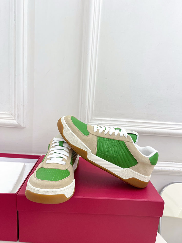 最高級ヴァレンティノスーパーコピー VALENTINO アップヴィレッジ パーフォレイテッドナッパレザー 2627223 ヴァレンティノ スニーカー レディース - 画像 (2)