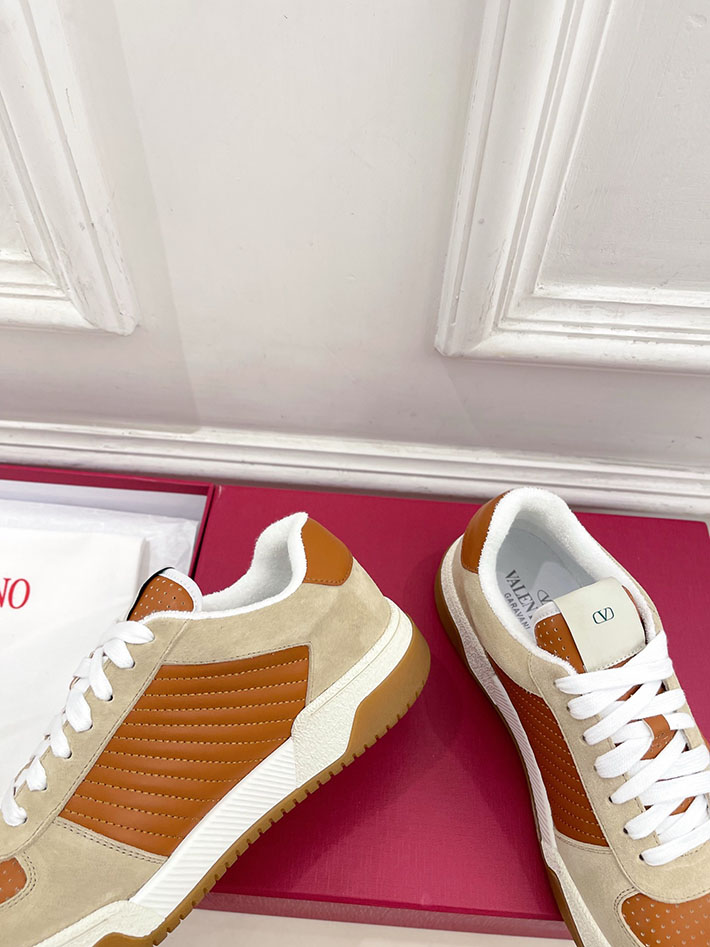 最高級ヴァレンティノスーパーコピー VALENTINO アップヴィレッジ パーフォレイテッドナッパレザー 2627224 ヴァレンティノ スニーカー コーデ - 画像 (7)