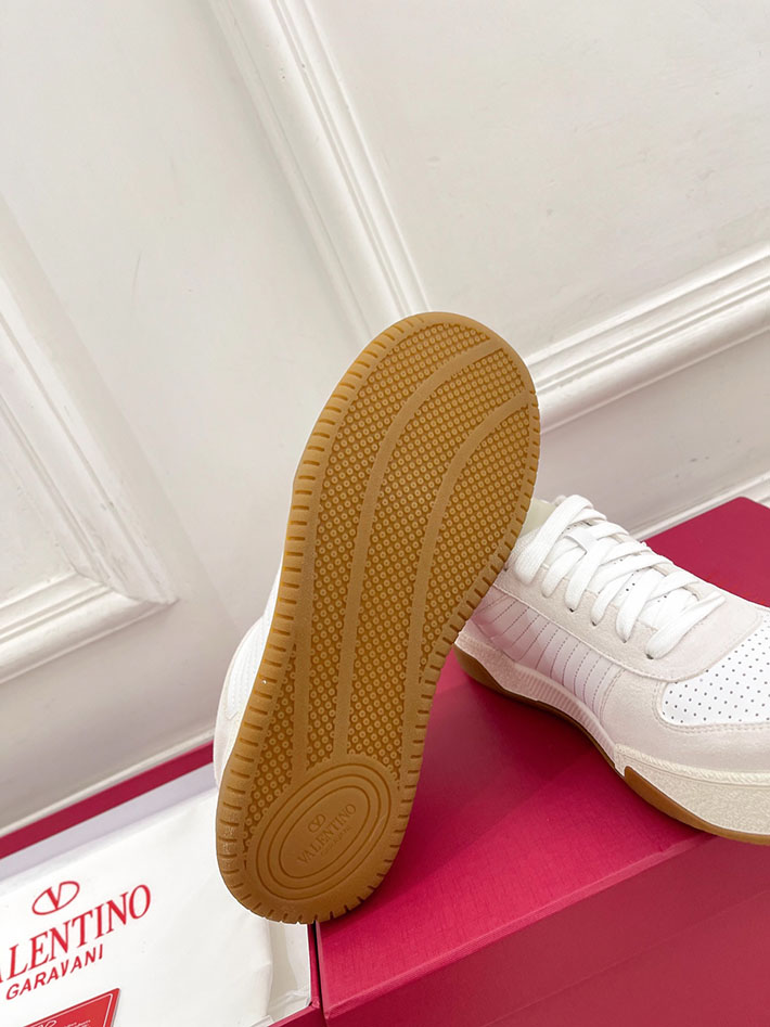 最高級ヴァレンティノスーパーコピー VALENTINO アップヴィレッジ パーフォレイテッドナッパレザー 2627225 ヴァレンティノ スニーカー スタッズ - 画像 (5)