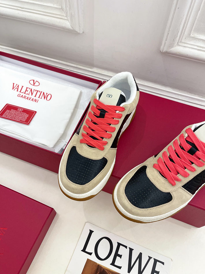 最高級ヴァレンティノスーパーコピー VALENTINO アップヴィレッジ パーフォレイテッドナッパレザー 2627226 ヴァレンティノ 靴 アウトレット - 画像 (9)