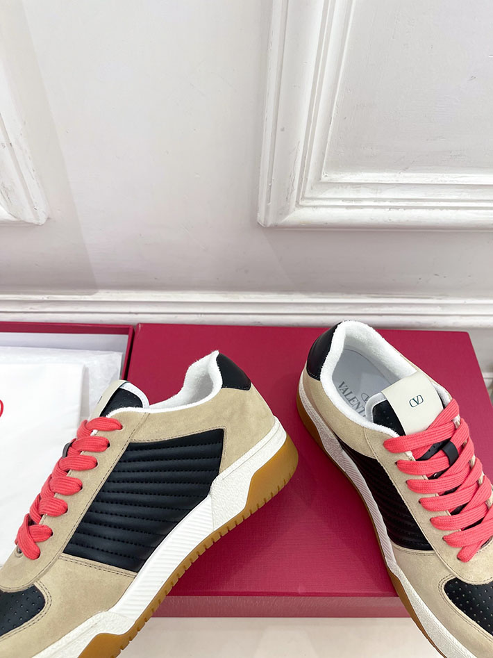 最高級ヴァレンティノスーパーコピー VALENTINO アップヴィレッジ パーフォレイテッドナッパレザー 2627226 ヴァレンティノ 靴 アウトレット - 画像 (8)
