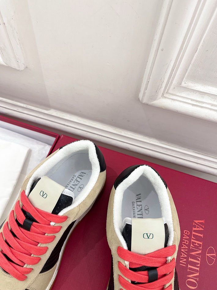 最高級ヴァレンティノスーパーコピー VALENTINO アップヴィレッジ パーフォレイテッドナッパレザー 2627226 ヴァレンティノ 靴 アウトレット - 画像 (6)