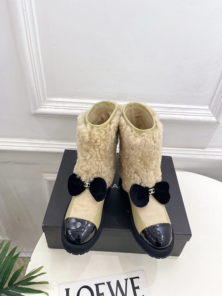 最高級シャネルスーパーコピー CHANEL ショートブーツ CoCo Neige モコモコブーツ 2627265 レディース シャネル ブーツ - 画像 (4)