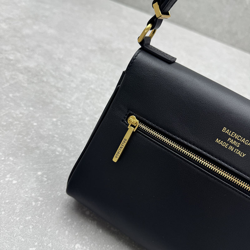バレンシアガ バッグ 人気 レディース Bel Air Xs Shoulder Bag In Smooth Leather ブラック 2526406 バレンシアガ バッグ アウトレット - 画像 (5)