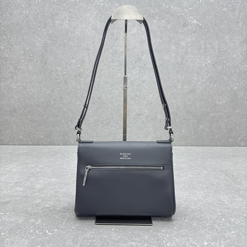 バレンシアガ バッグ 人気 レディース Bel Air Xs Shoulder Bag In Smooth Leather グレー 2526407 バレンシアガ バッグ ショルダー - 画像 (11)