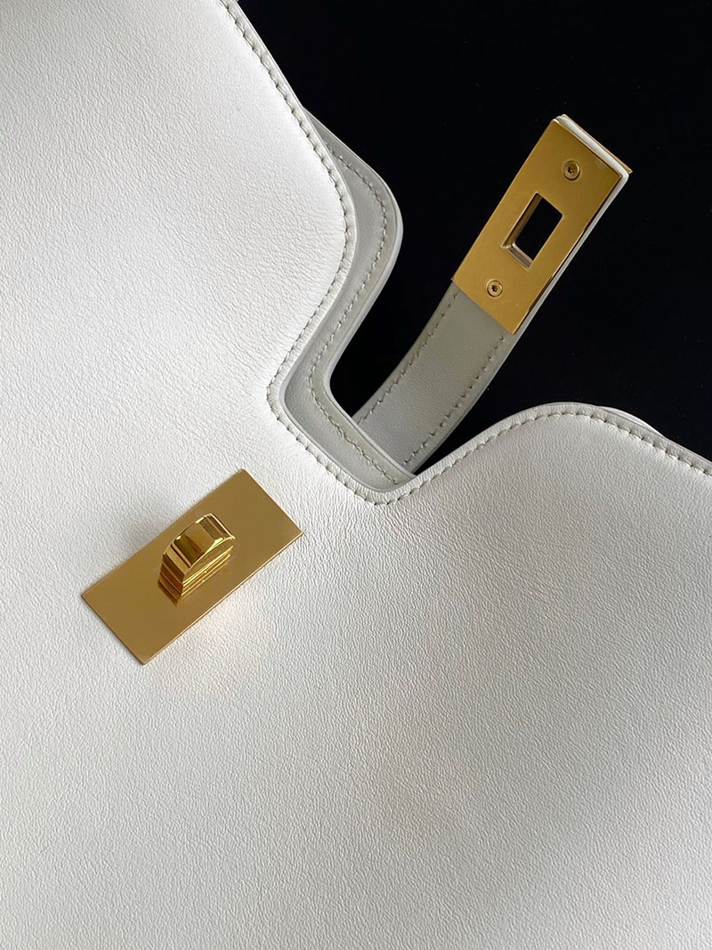 最高級セリーヌスーパーコピー CELINE ミディアム カミーユ 16(セーズ)ソフト バッグ ホワイトコットン 119563FX9.00WC - 画像 (5)