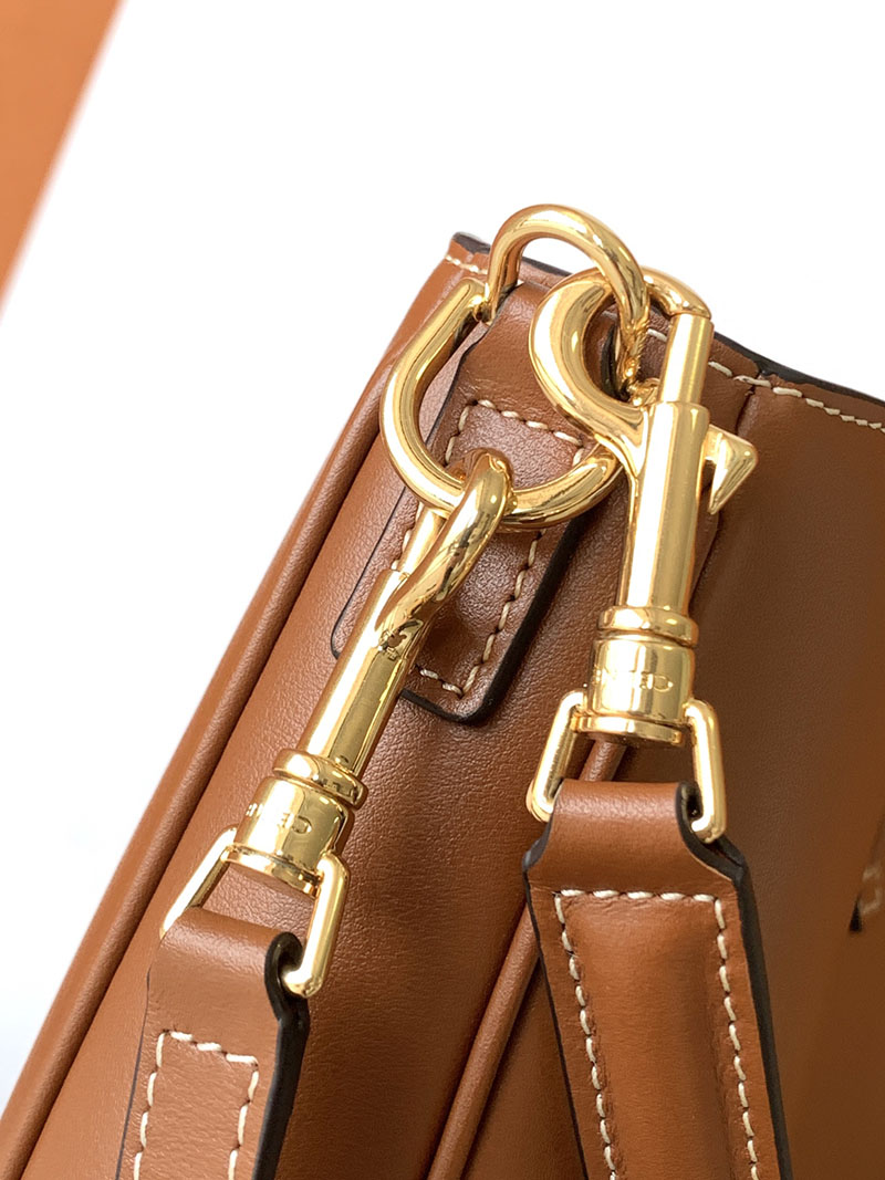 最高級セリーヌスーパーコピー CELINE ミディアム カミーユ 16(セーズ)ソフト バッグ タン 119563FX9.04LU セリーヌ バッグ アウトレット - 画像 (4)