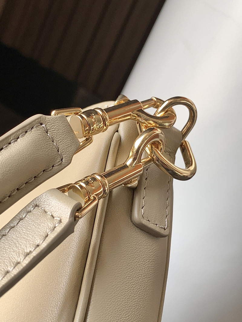 最高級セリーヌスーパーコピー CELINE スモール カミーユ 16(セーズ)ソフト バッグ ディープアイボリー 120693FX9.02EZ - 画像 (5)