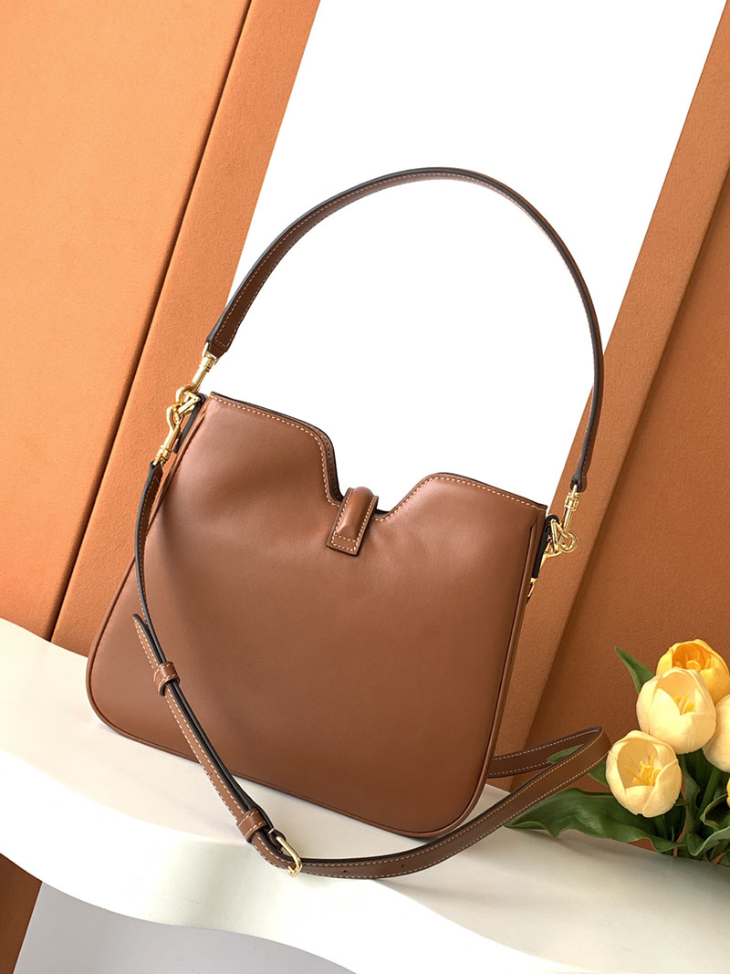 最高級セリーヌスーパーコピー CELINE スモール カミーユ 16(セーズ)ソフト バッグ タン 120693FX9.04LU 御殿場アウトレット セリーヌ バッグ - 画像 (8)