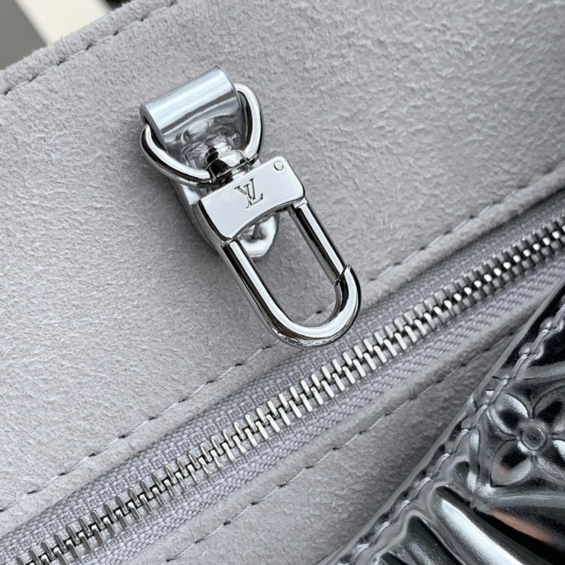 ルイヴィトン トートバッグ 新作 Louis Vuitton LV SKI オンザゴー PM シルバー M26373 レディース ルイヴィトン トートバッグ - 画像 (5)