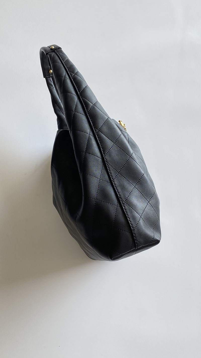シャネル 新作バッグ H品 CHANEL ラージ ホーボー バッグ ブラック AS5967-B22897-94305 シャネル バッグ 新作 2026 - 画像 (4)