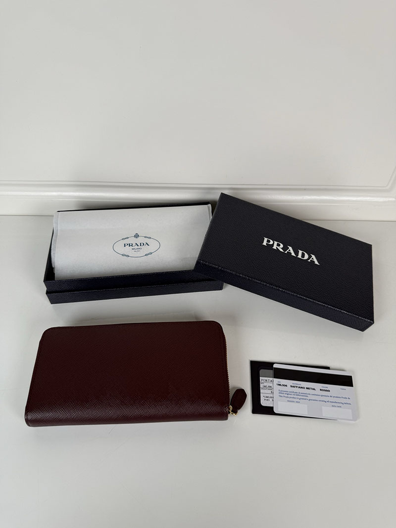 最高級プラダスーパーコピー PRADA サフィアーノトライアングル ジップアラウンド長財布 ボルドー 1ML506_QHH_F0007 プラダ 財布 アウトレット - 画像 (9)