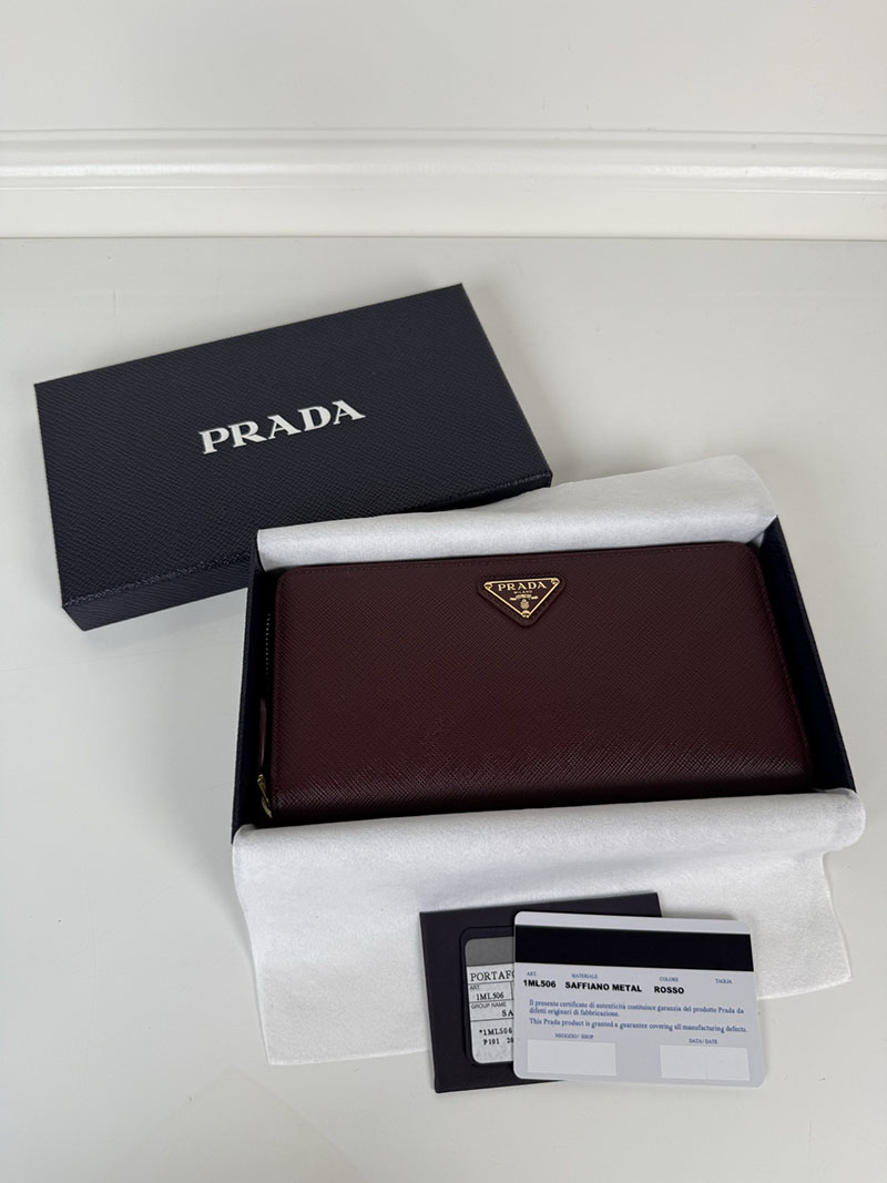 最高級プラダスーパーコピー PRADA サフィアーノトライアングル ジップアラウンド長財布 ボルドー 1ML506_QHH_F0007 プラダ 財布 アウトレット - 画像 (2)
