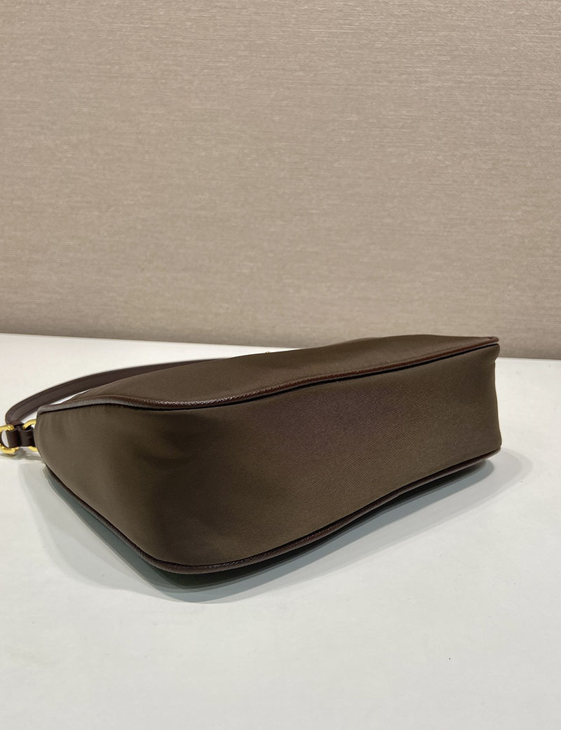 プラダ バッグ レディース PRADA Re-Edition 2005 Re-Nylon ミニバッグ ウォームブラウン 1N204X_R064_F0DFH プラダ ショルダーバッグ 人気 - 画像 (5)