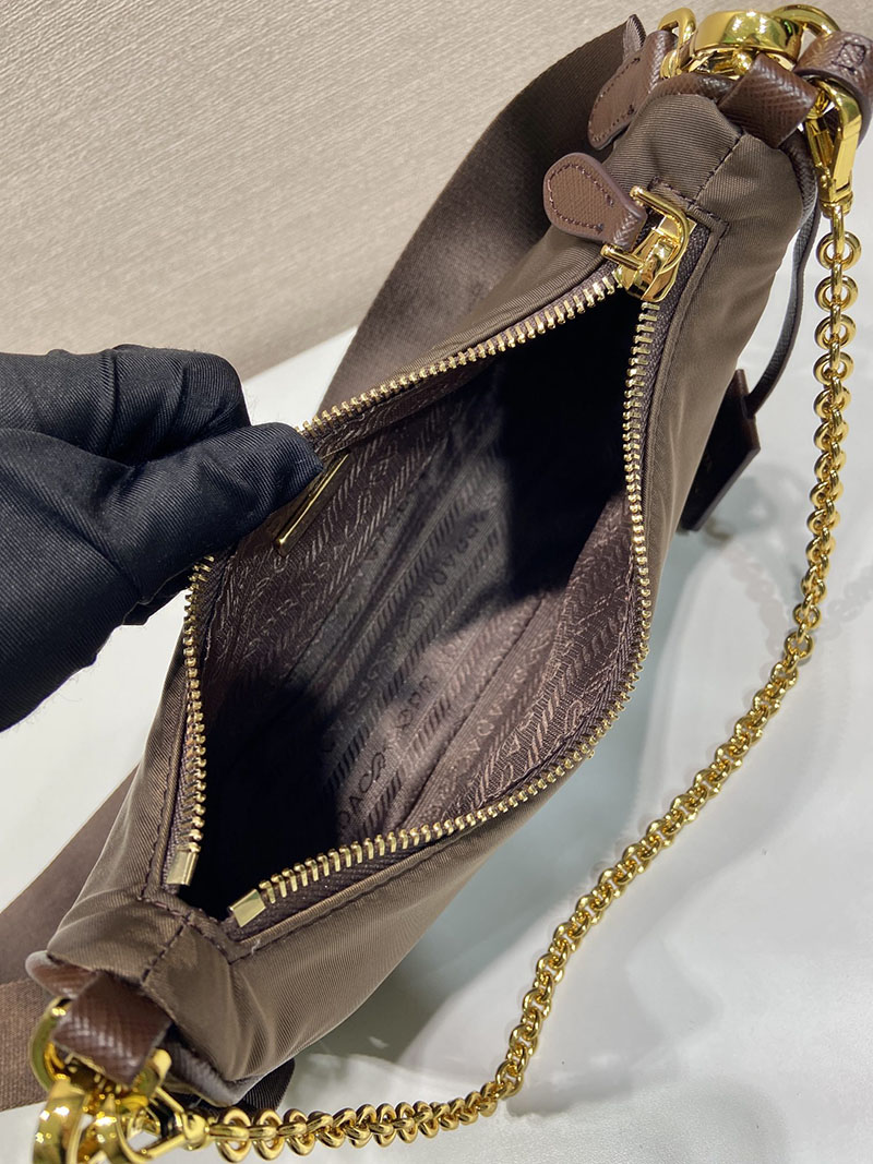 プラダ バッグ レディース PRADA Re-Edition 2005 Re-Nylon バッグ 1BH204_R064_F0DFH_V_V9L プラダ バッグ 新作 - 画像 (4)