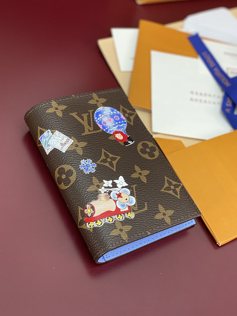 最高級ルイヴィトンスーパーコピー LV パスポートカバー クーヴェルテュール・パスポール M15320 ルイヴィトン パスポートケース レディース - 画像 (11)