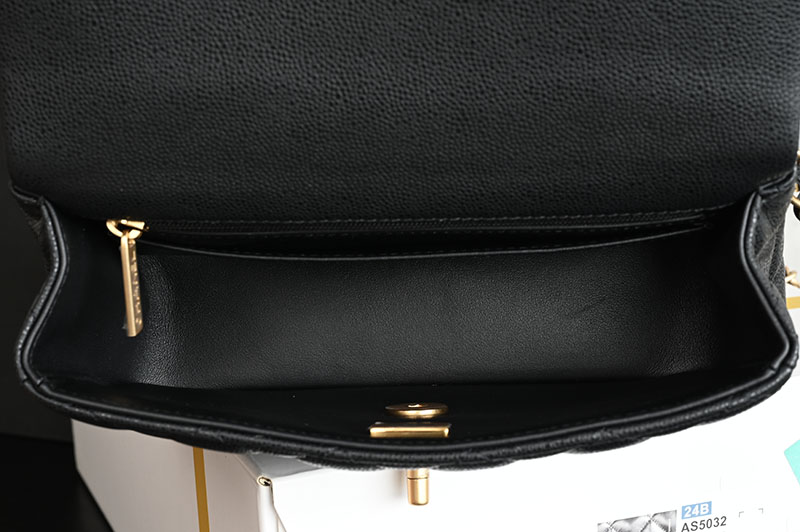 シャネル 新作バッグ 2026 CHANEL マトラッセ CCマーク ココマーク ミニバッグ ブラック AS5701 B21431 94305 シャネル バッグ マトラッセ - 画像 (2)