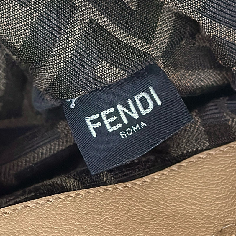 フェンディ 人気バッグ FENDI スパイ スモール バッグ ベージュ 8BR838AYCTF1I73 フェンディ スパイ バッグ 流行 - 画像 (4)
