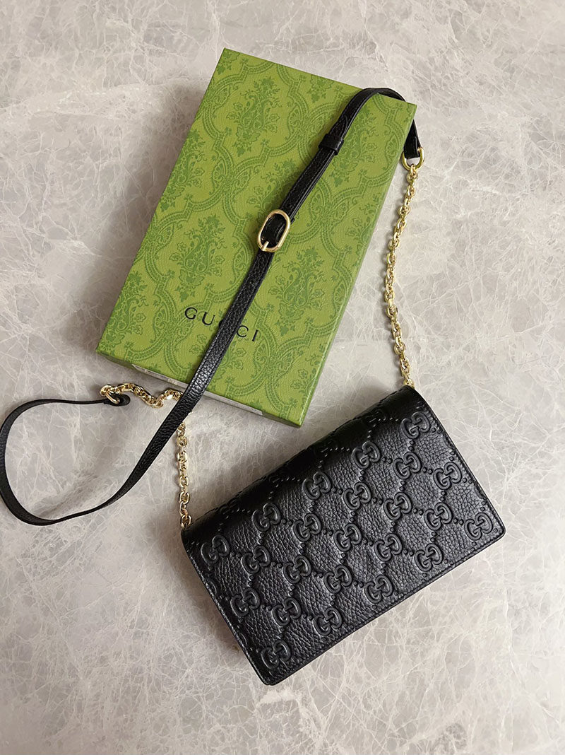 グッチ バッグ 人気 GUCCI GGエンブレム チェーンウォレット ブラック 818705 AAEEM 1000 グッチ バッグ 人気 ランキング - 画像 (3)