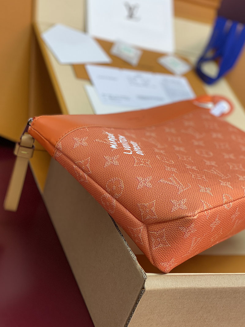 ルイヴィトン バッグ 新作 Louis Vuitton ポシェット・ヴォワヤージュ キャラメル M26828 ヴィトン クラッチバッグ メンズ - 画像 (11)