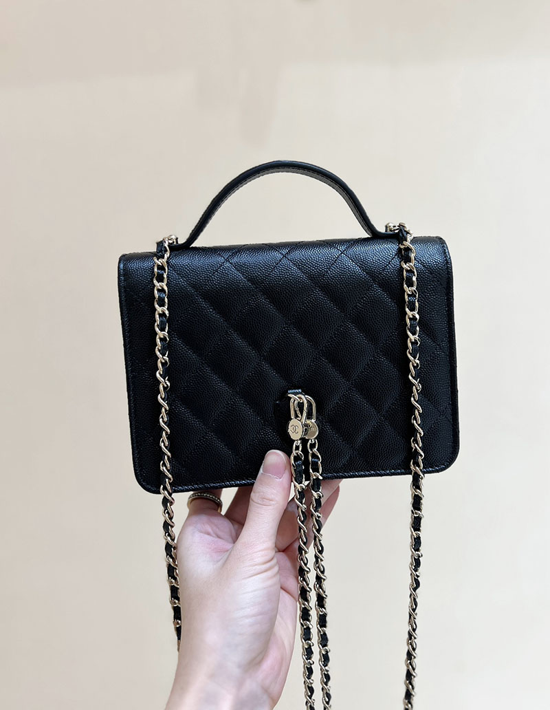 シャネル 新作バッグ 2026 CHANEL クラシックフォンホルダー チェーンクラッチ バッグ AP4402 B18715 94305 シャネル ミニバッグ 人気 - 画像 (7)